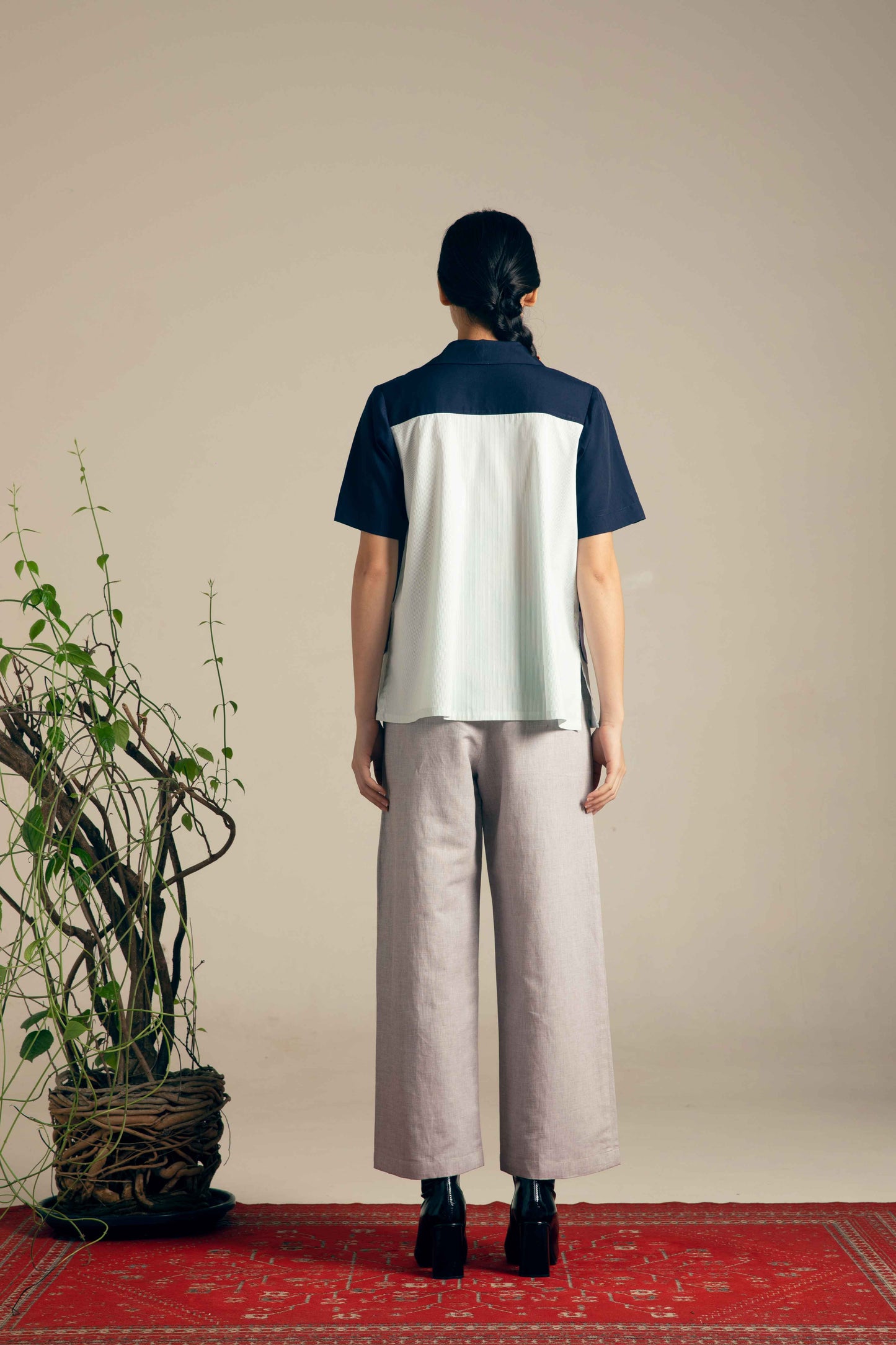 フラワーオープンカラーシャツ