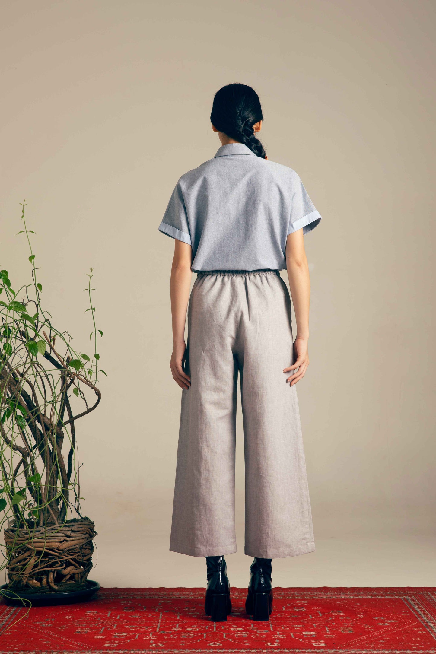 ラインワイドパンツ