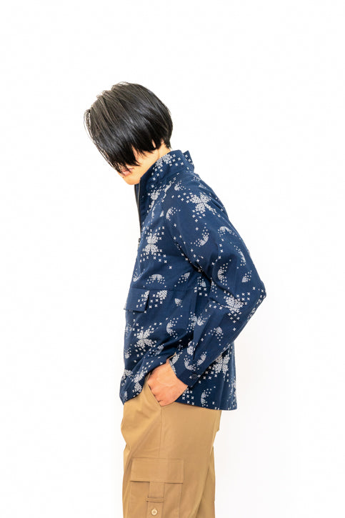 ネイビープリントハーフジッププルオーバー