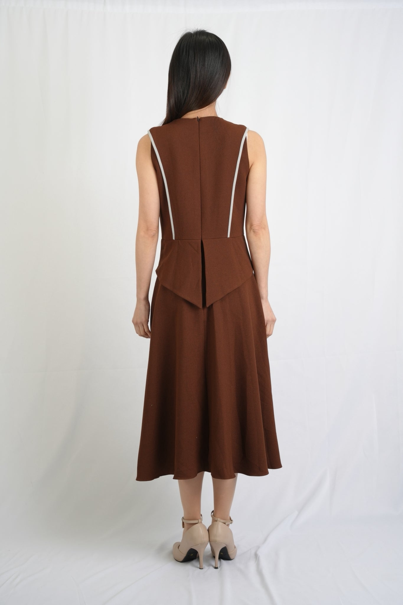 ノースリーブAラインワンピース