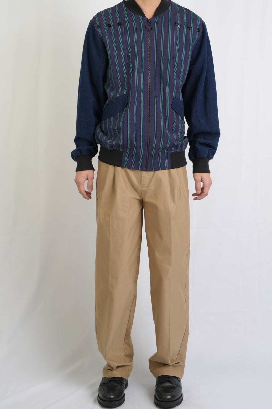 リラックスフィット チノスラックス