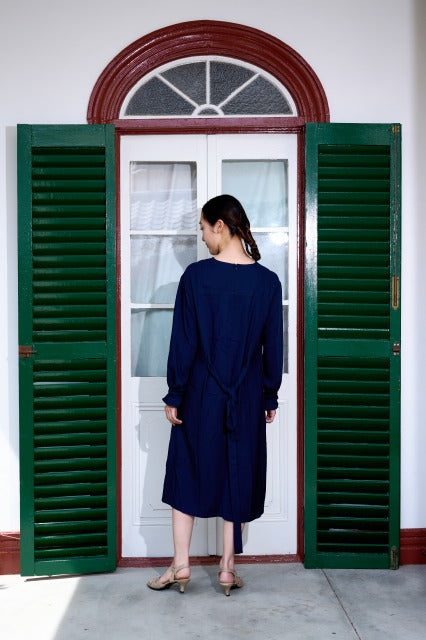 バティック柄ロングワンピース