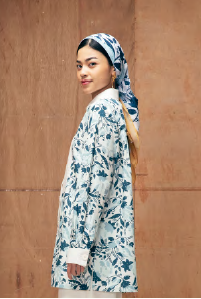 切り替えデザイン長袖シャツ