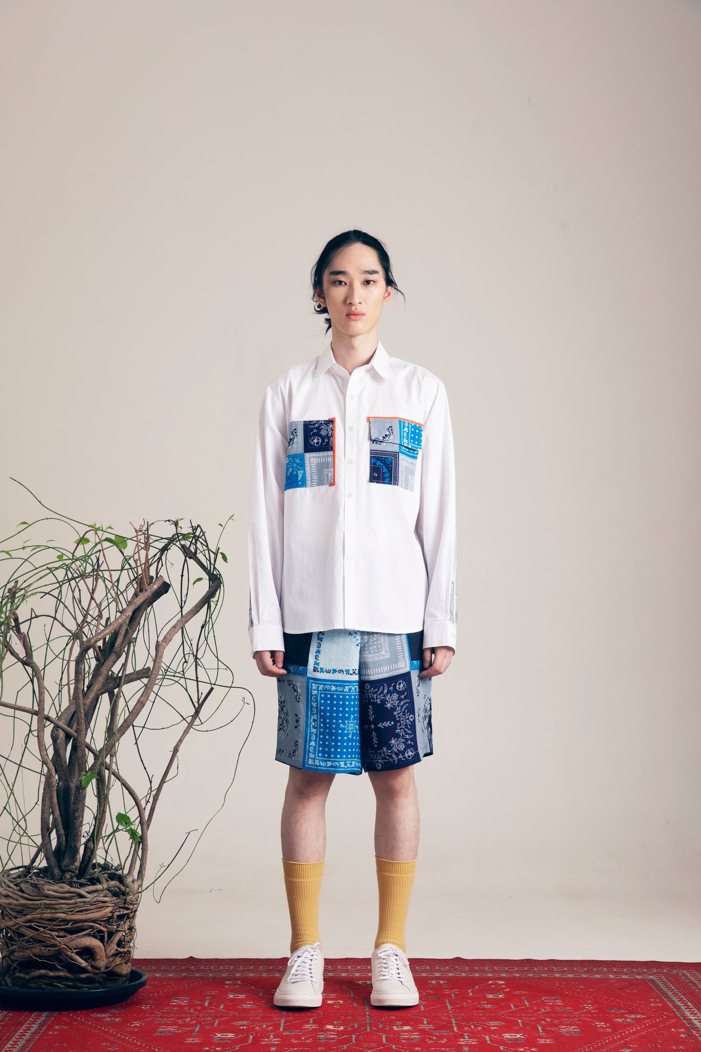 パッチワーク風ポケットシャツ