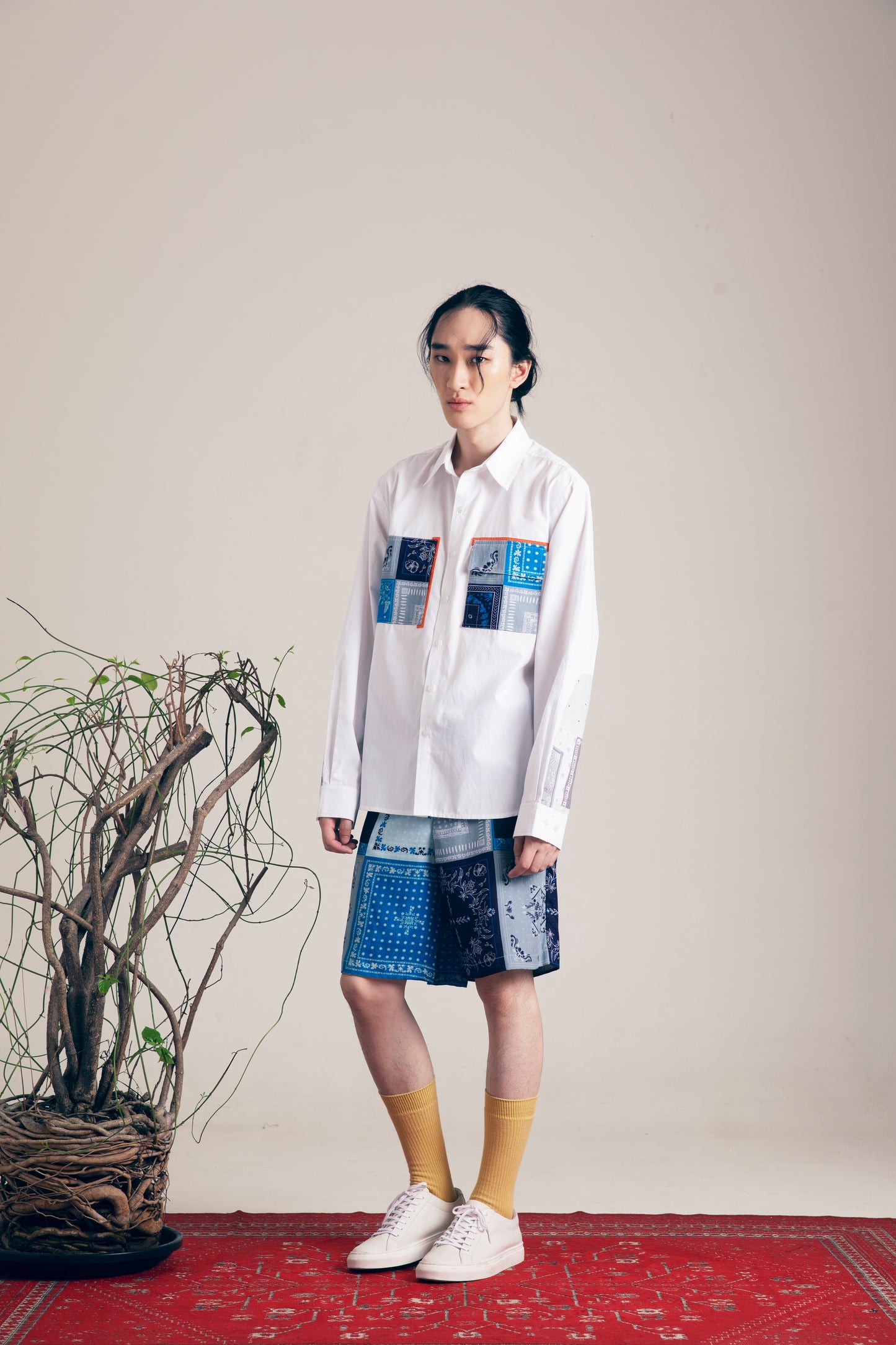 パッチワーク風ポケットシャツ