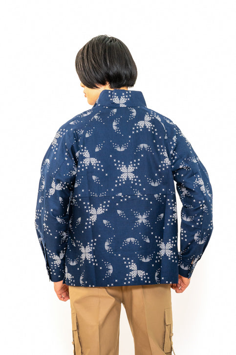 ネイビープリントハーフジッププルオーバー