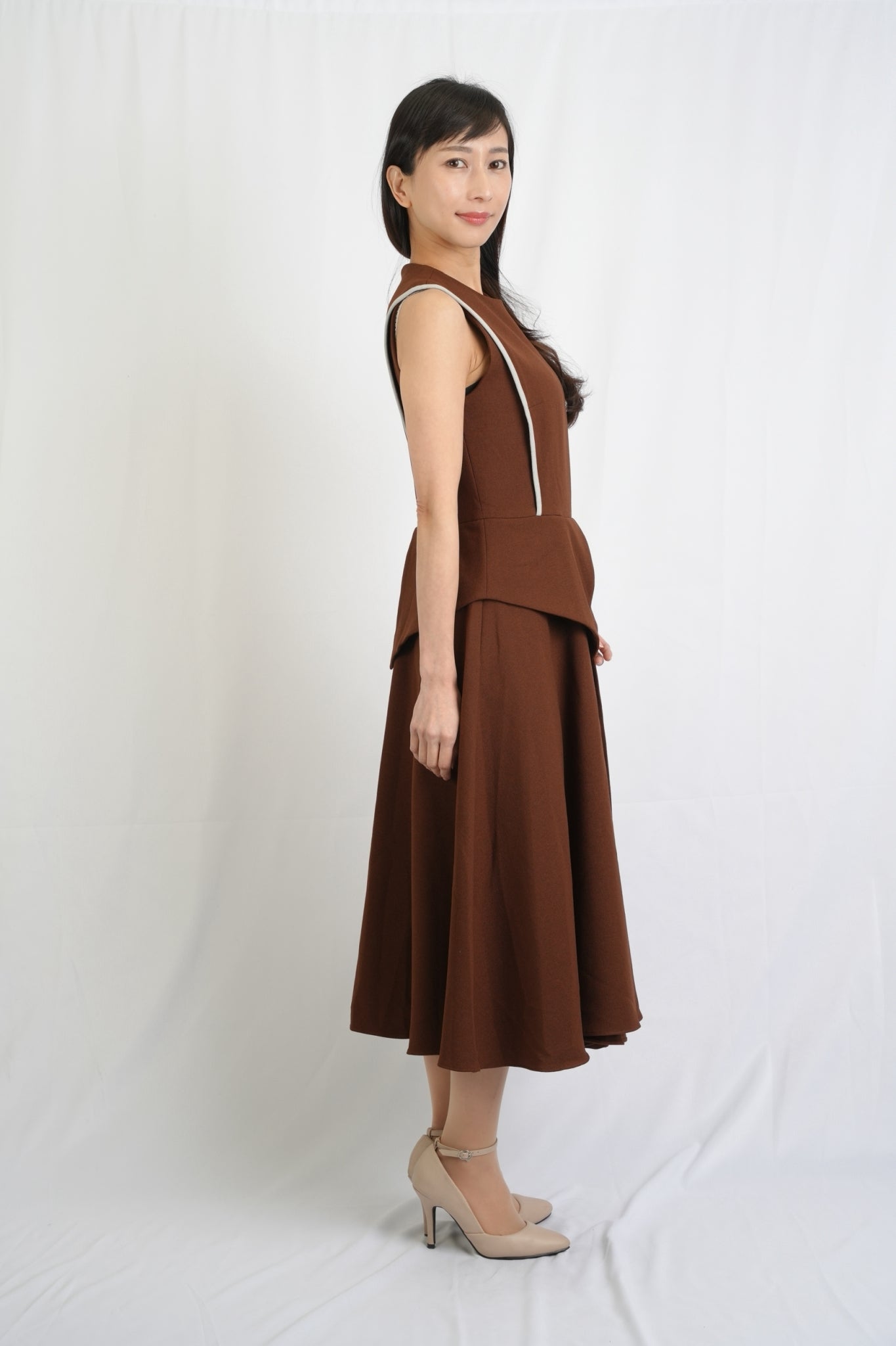 ノースリーブAラインワンピース