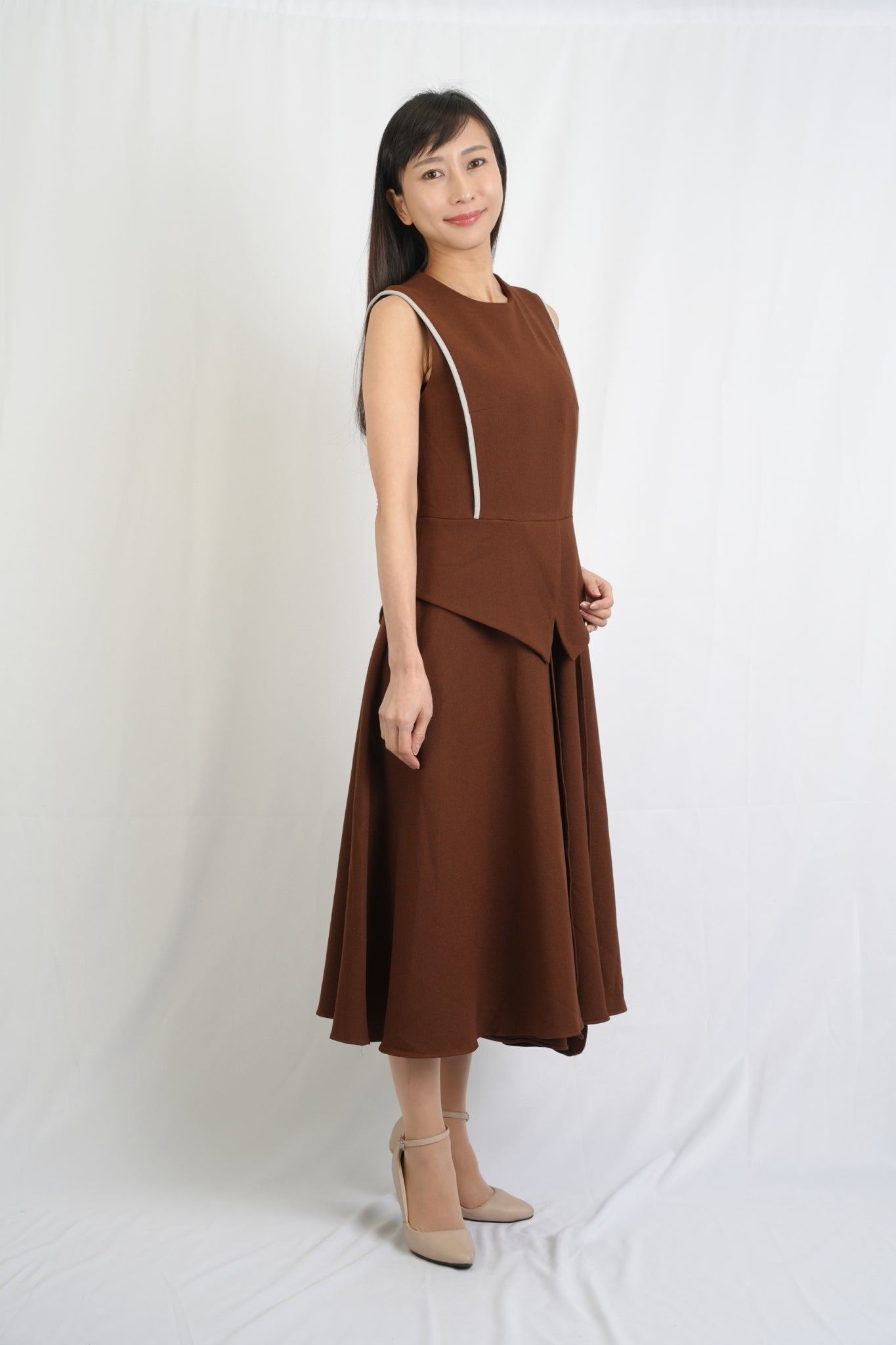 ノースリーブAラインワンピース