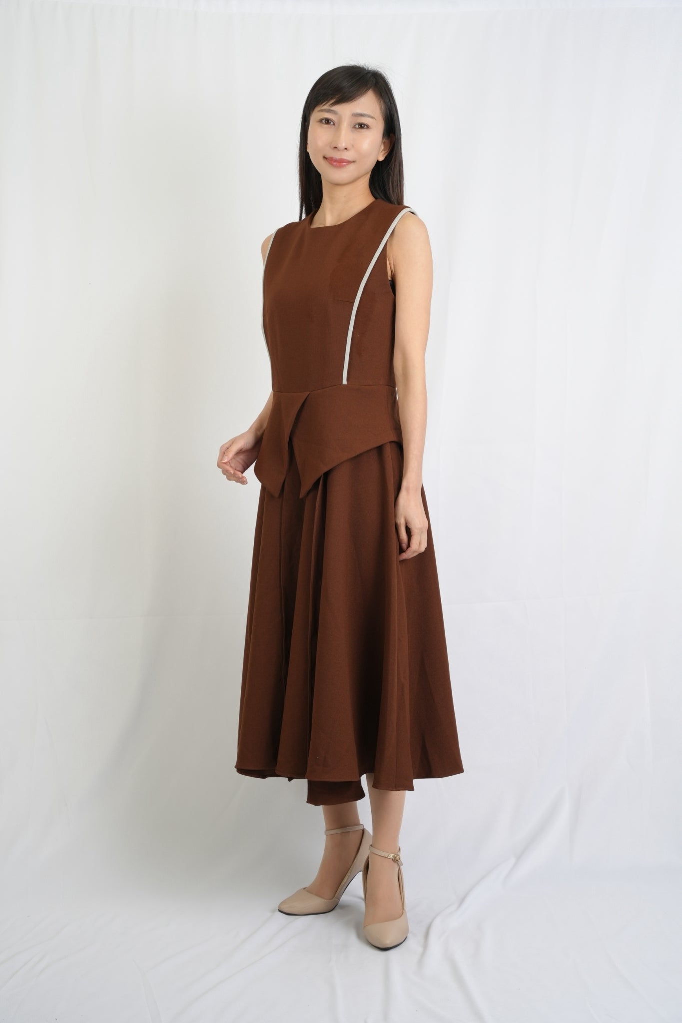 ノースリーブAラインワンピース