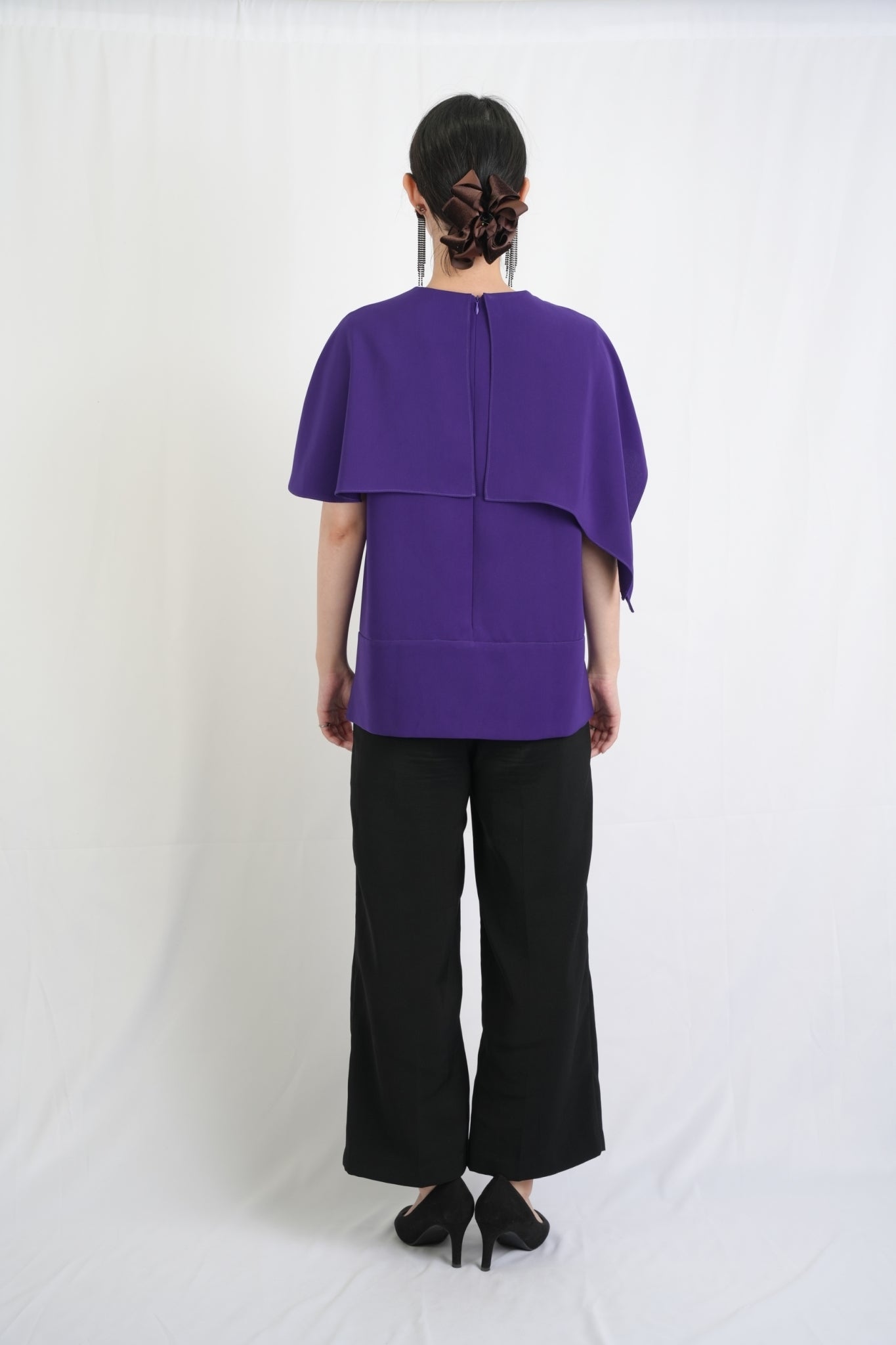 フレアブラウス