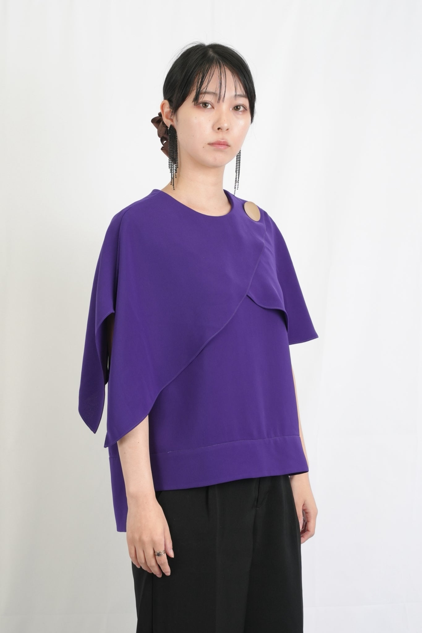 フレアブラウス