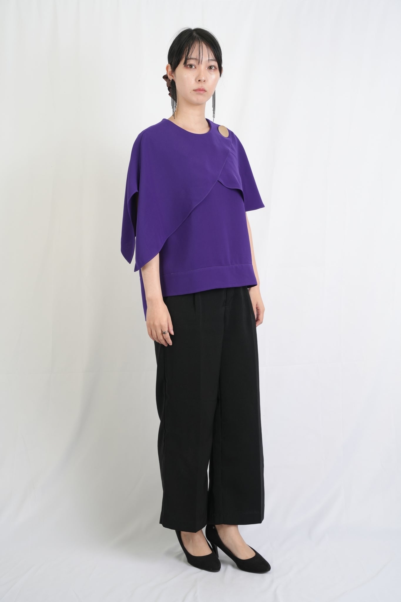 フレアブラウス