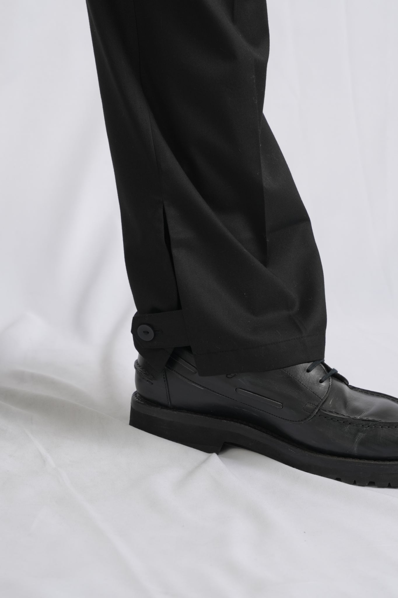 アジャスタブルカフ スラックス