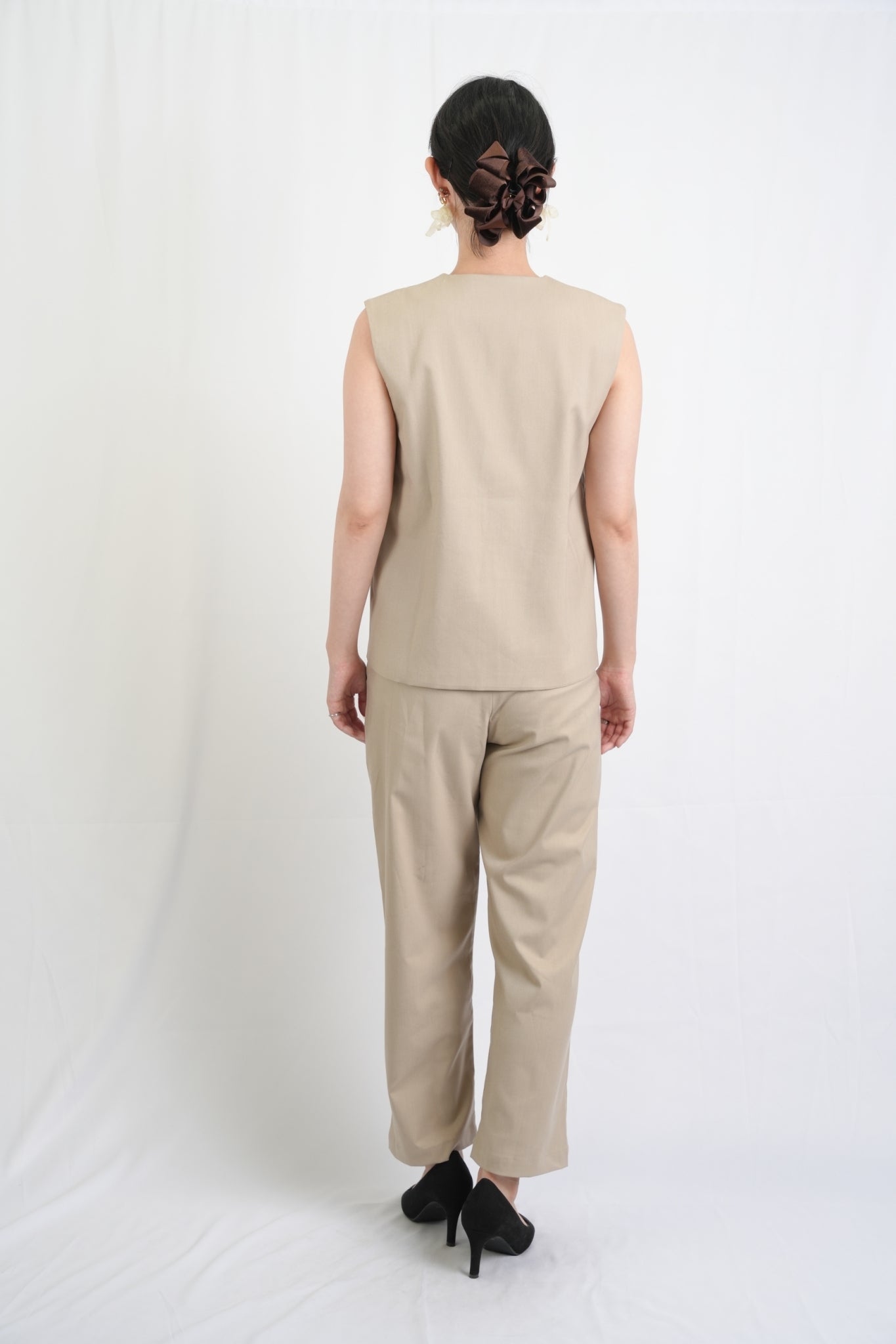 ノースリーブジャケット