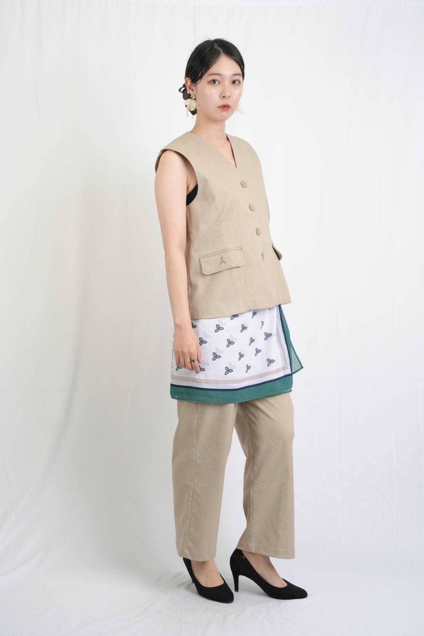 ノースリーブジャケット