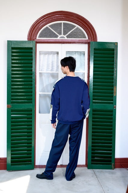 バティック柄ベルト付きリラックスアンクルパンツ